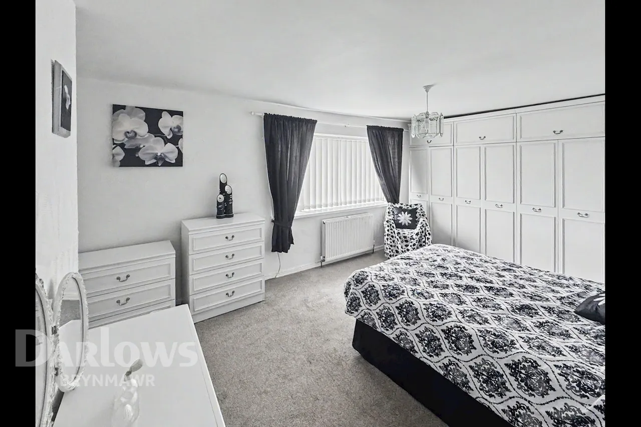 Station Road, Tredegar, photo 13