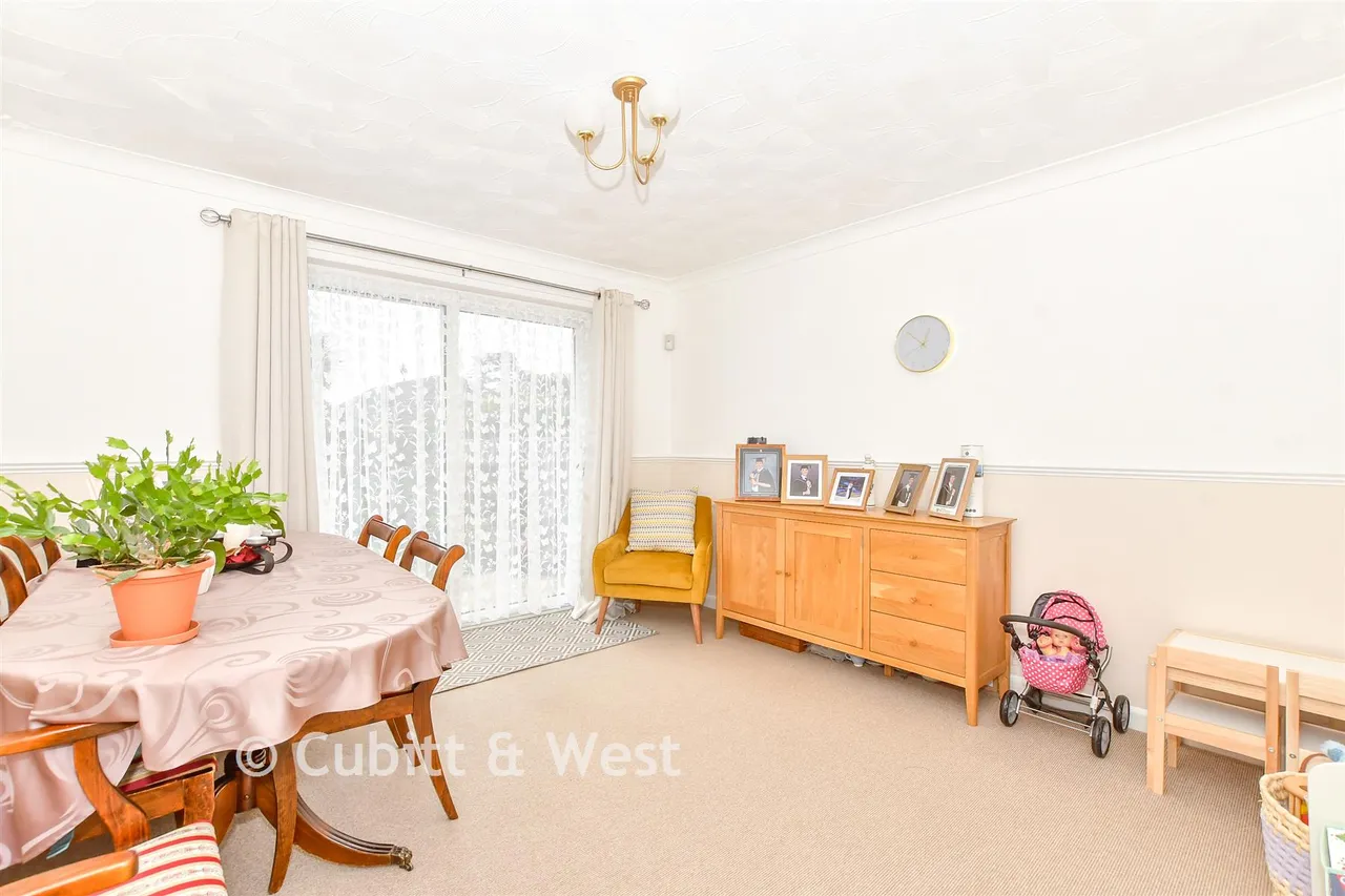 Southleigh Road, Emsworth, PO10, photo 8