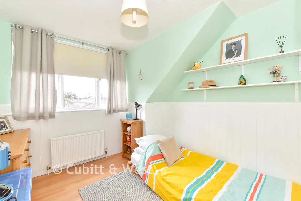 Southleigh Road, Emsworth, PO10, photo 11