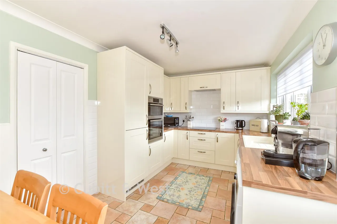 Southleigh Road, Emsworth, PO10, photo 4