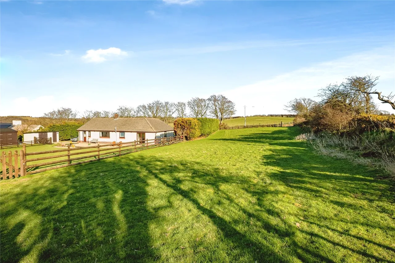 Llanrhystud, SY23, photo 26