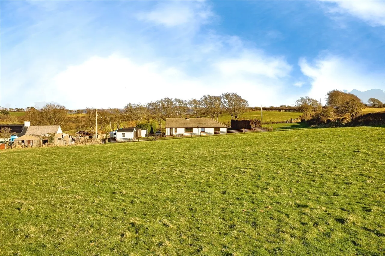 Llanrhystud, SY23, photo 28
