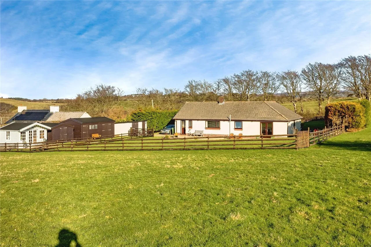 Llanrhystud, SY23, photo 25