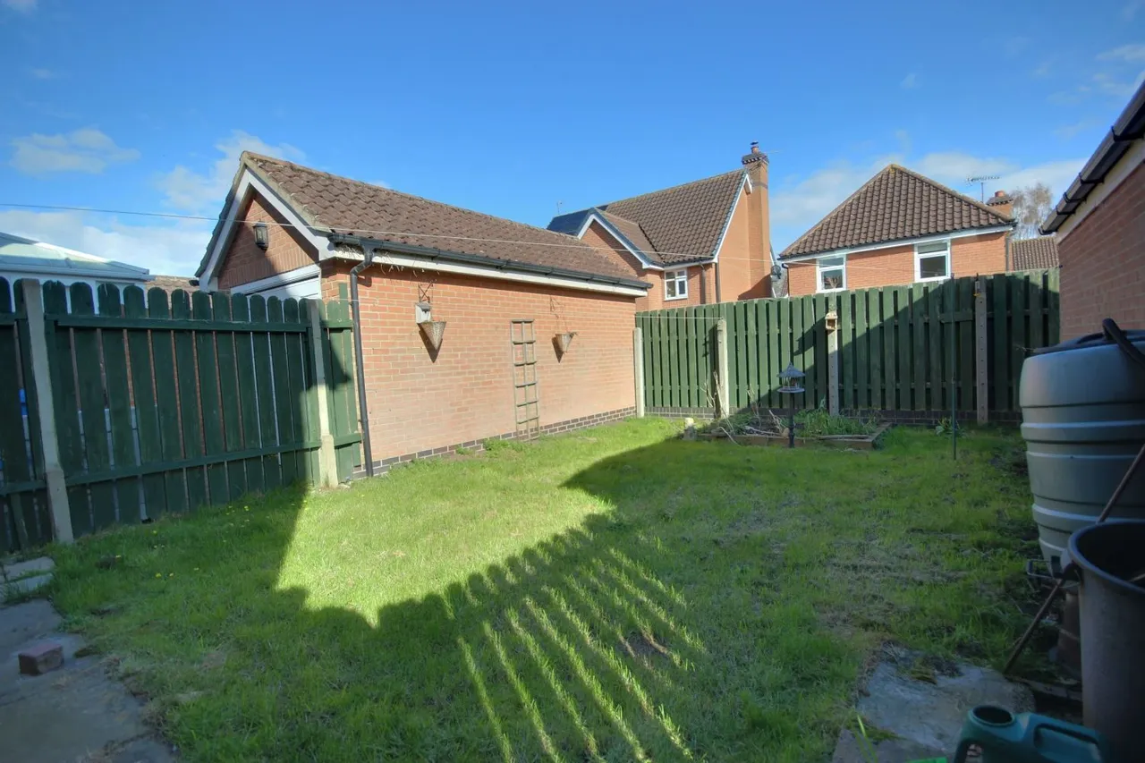 Berkshire Close, Beverley, HU17, photo 15