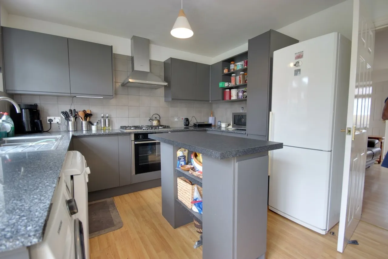 Berkshire Close, Beverley, HU17, photo 4