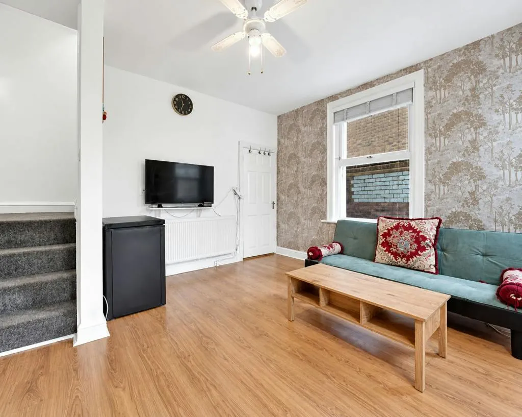 Springfield Road, London, E17, photo 3