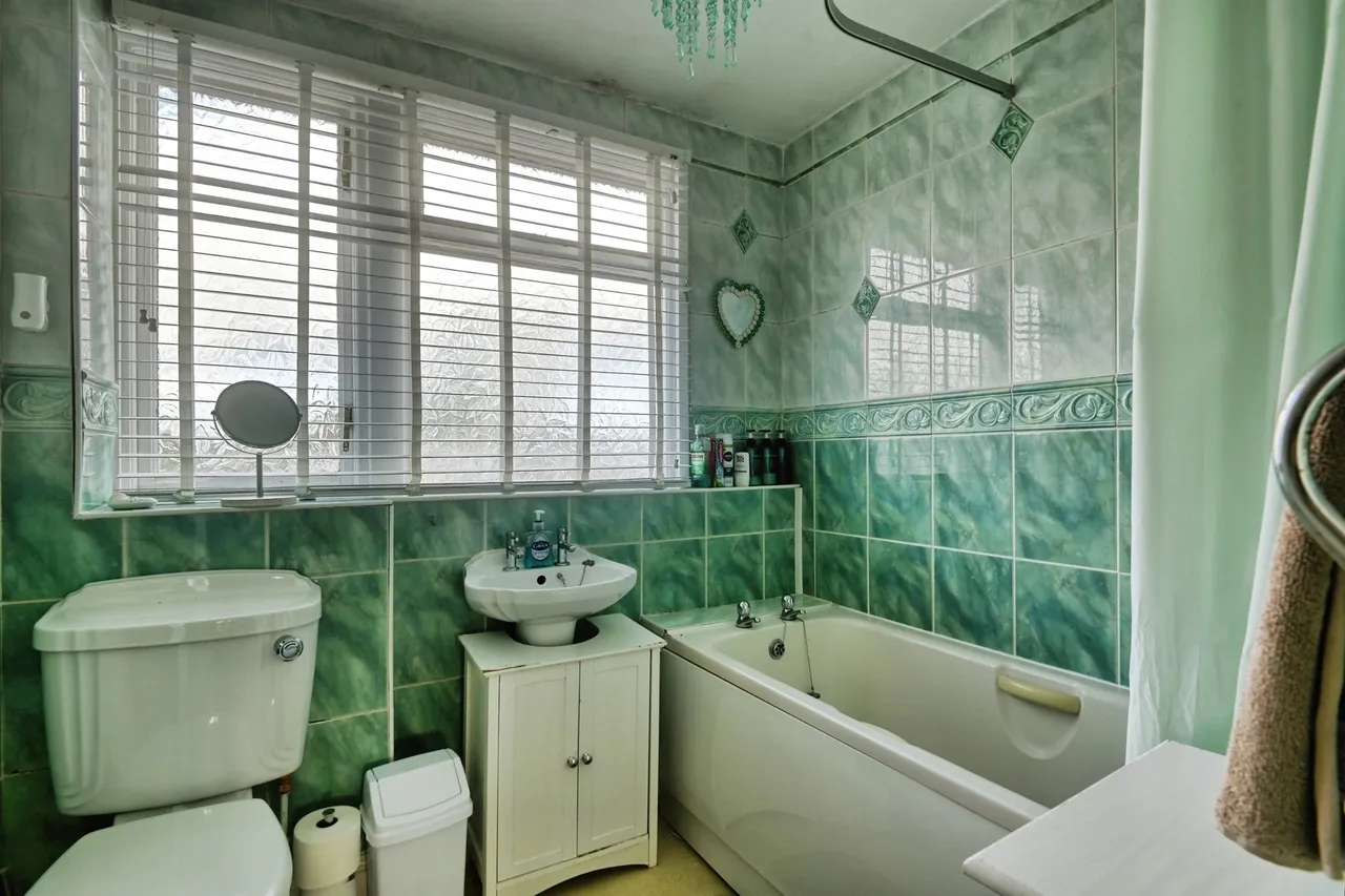 Heathmere Drive, Chelmsley Wood, B37, photo 13