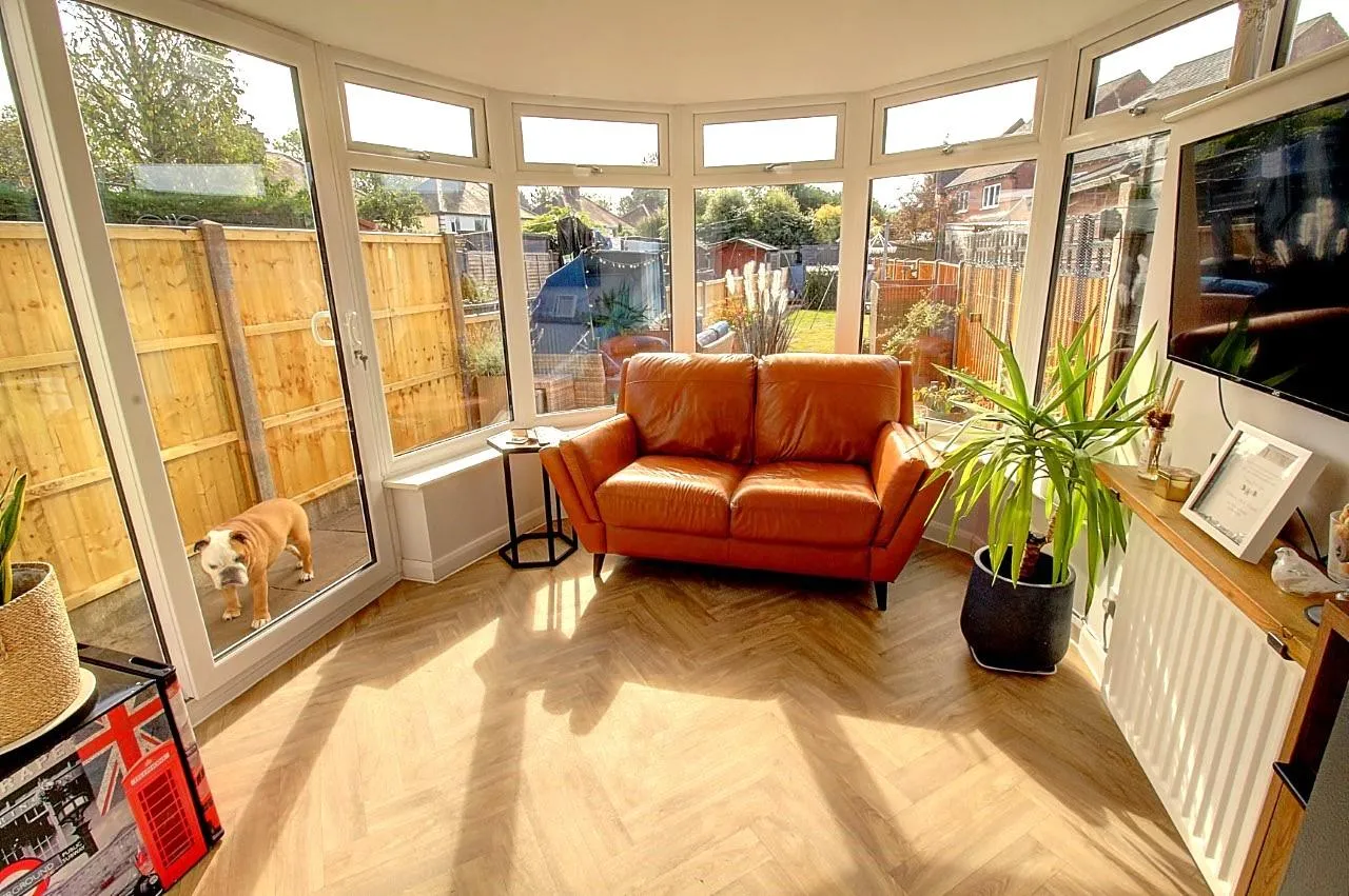 Newstead Avenue, Burbage, LE10, photo 8