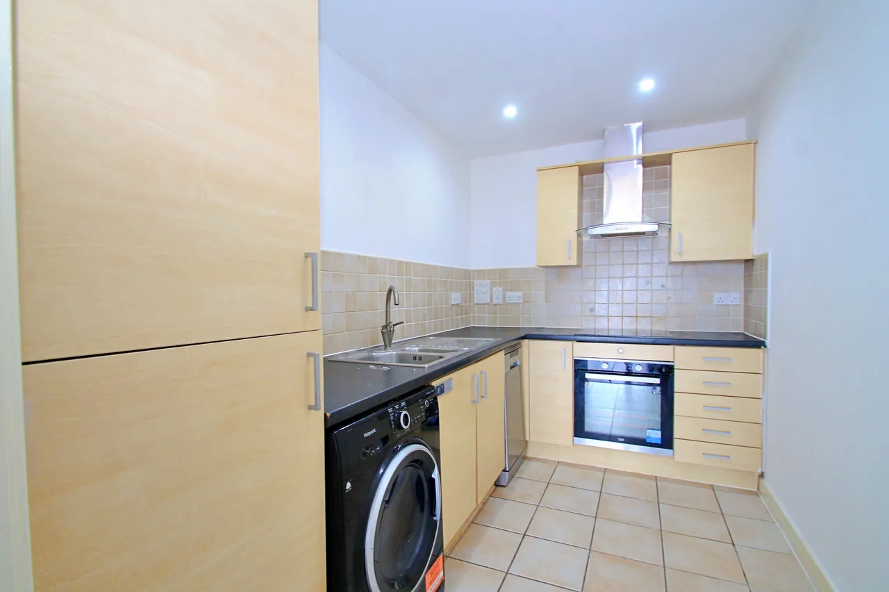 station Road, Harrow, HA1, photo 3