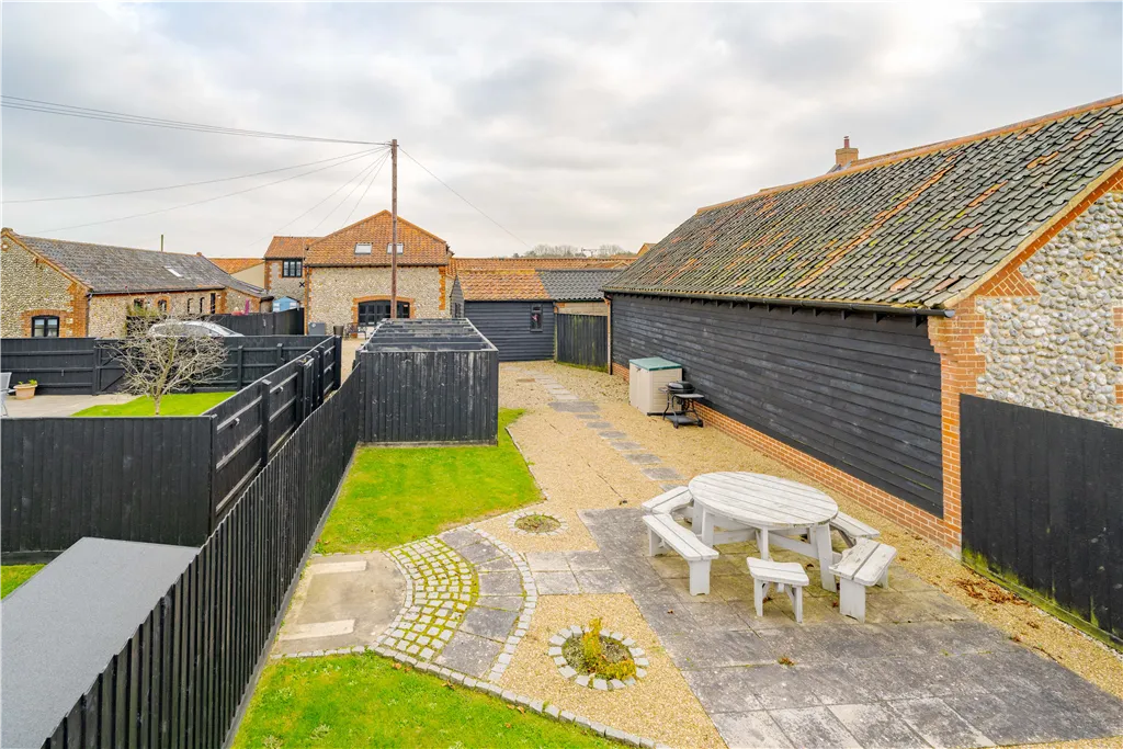 Cromer Road, Roughton, photo 20