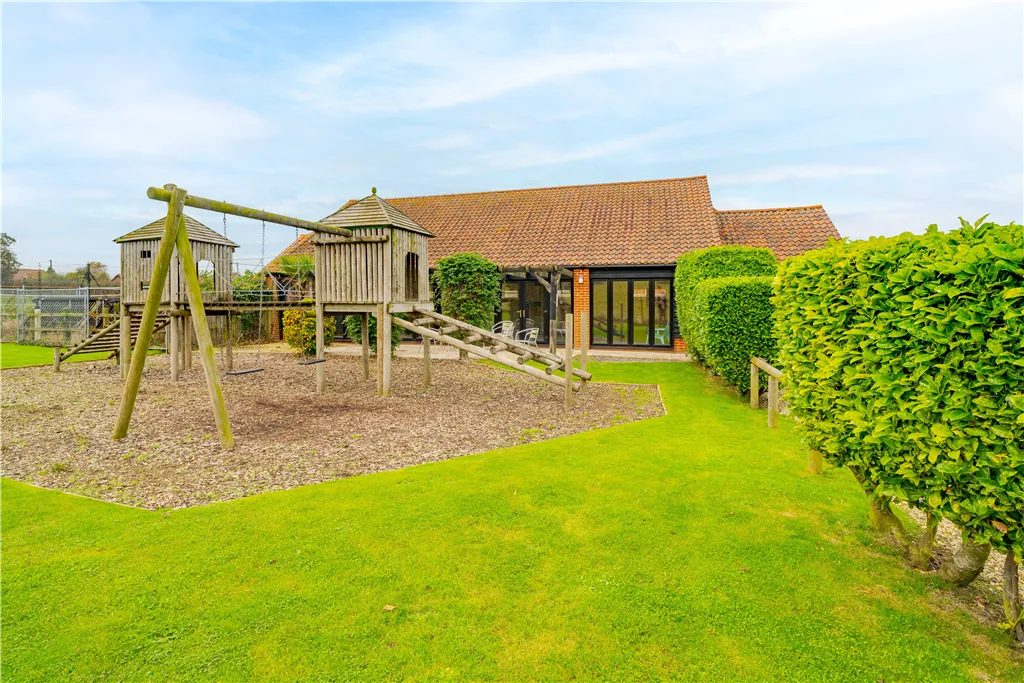 Cromer Road, Roughton, photo 21