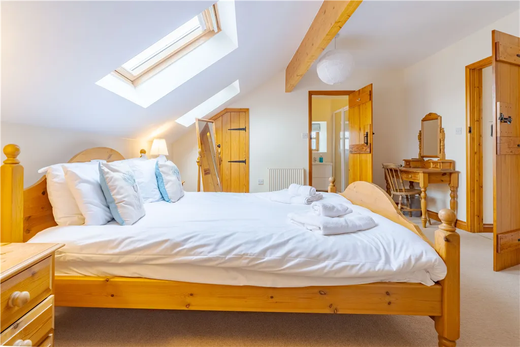 Cromer Road, Roughton, photo 15