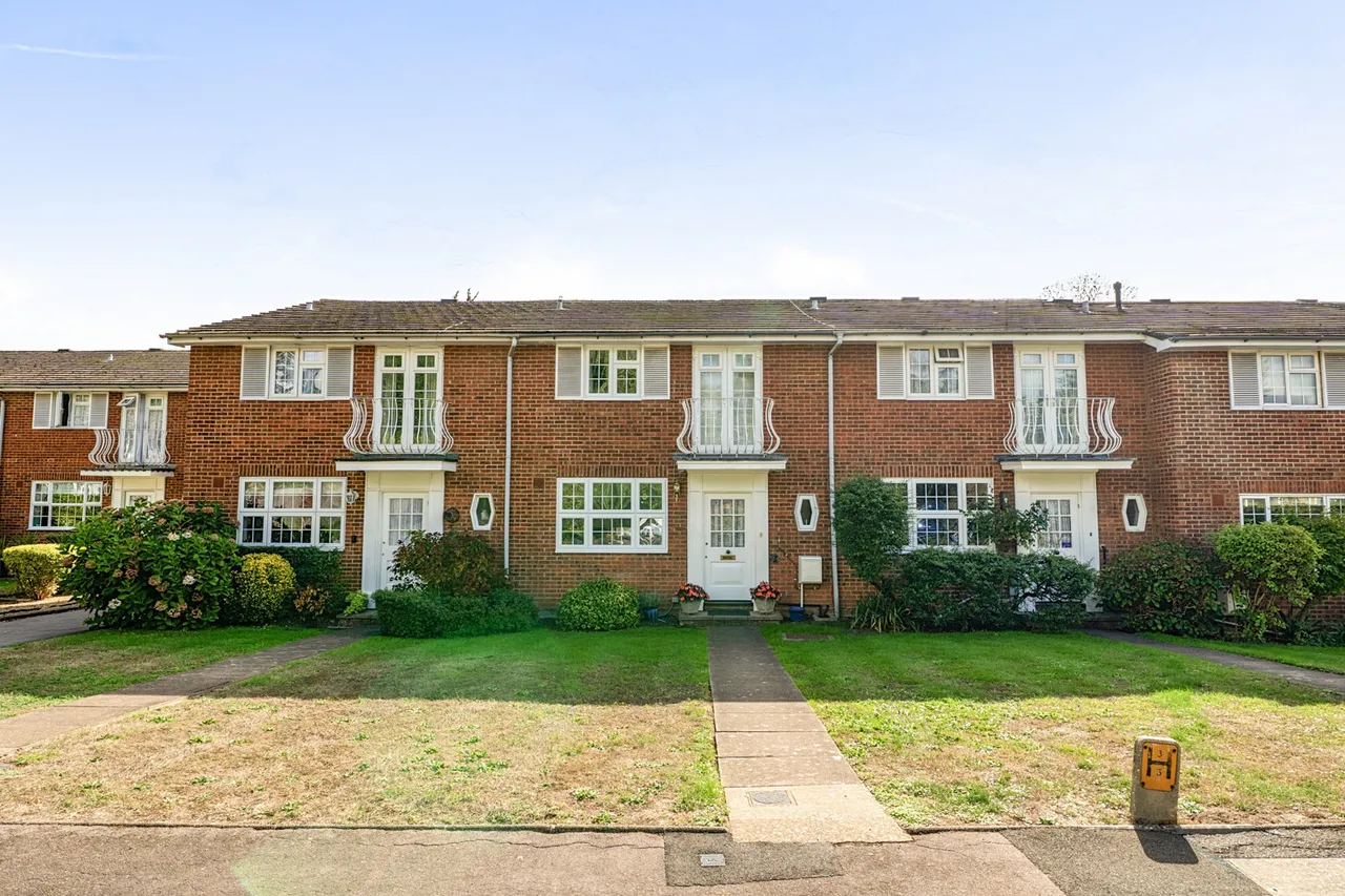Gilbert Road, Pinner, HA5, photo 11
