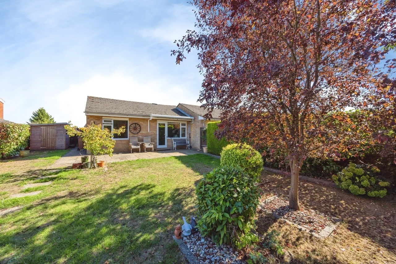 Powell Close, Guildford, GU2, photo 6