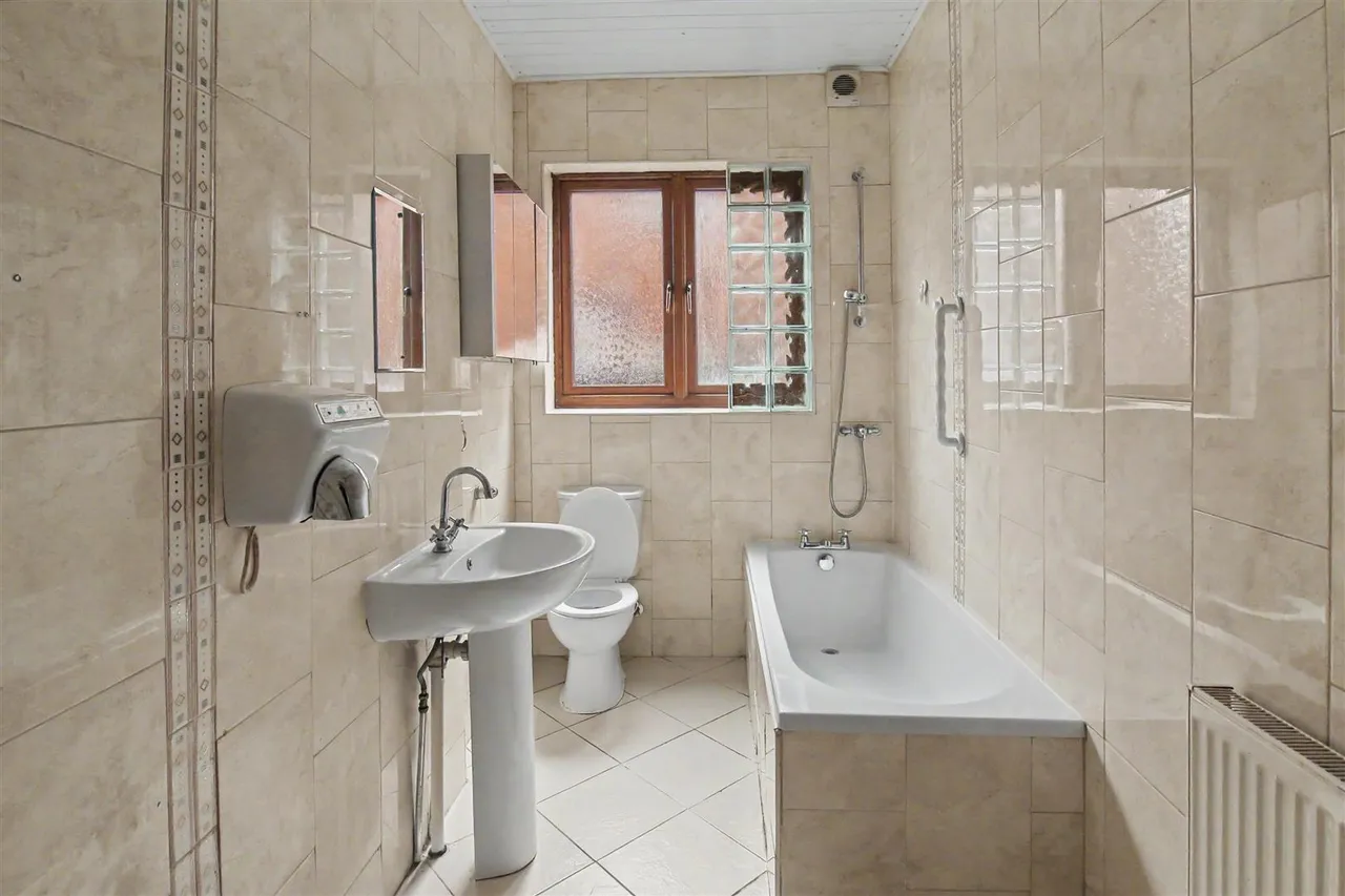 Marlborough Road, Beeston, NG9, photo 5