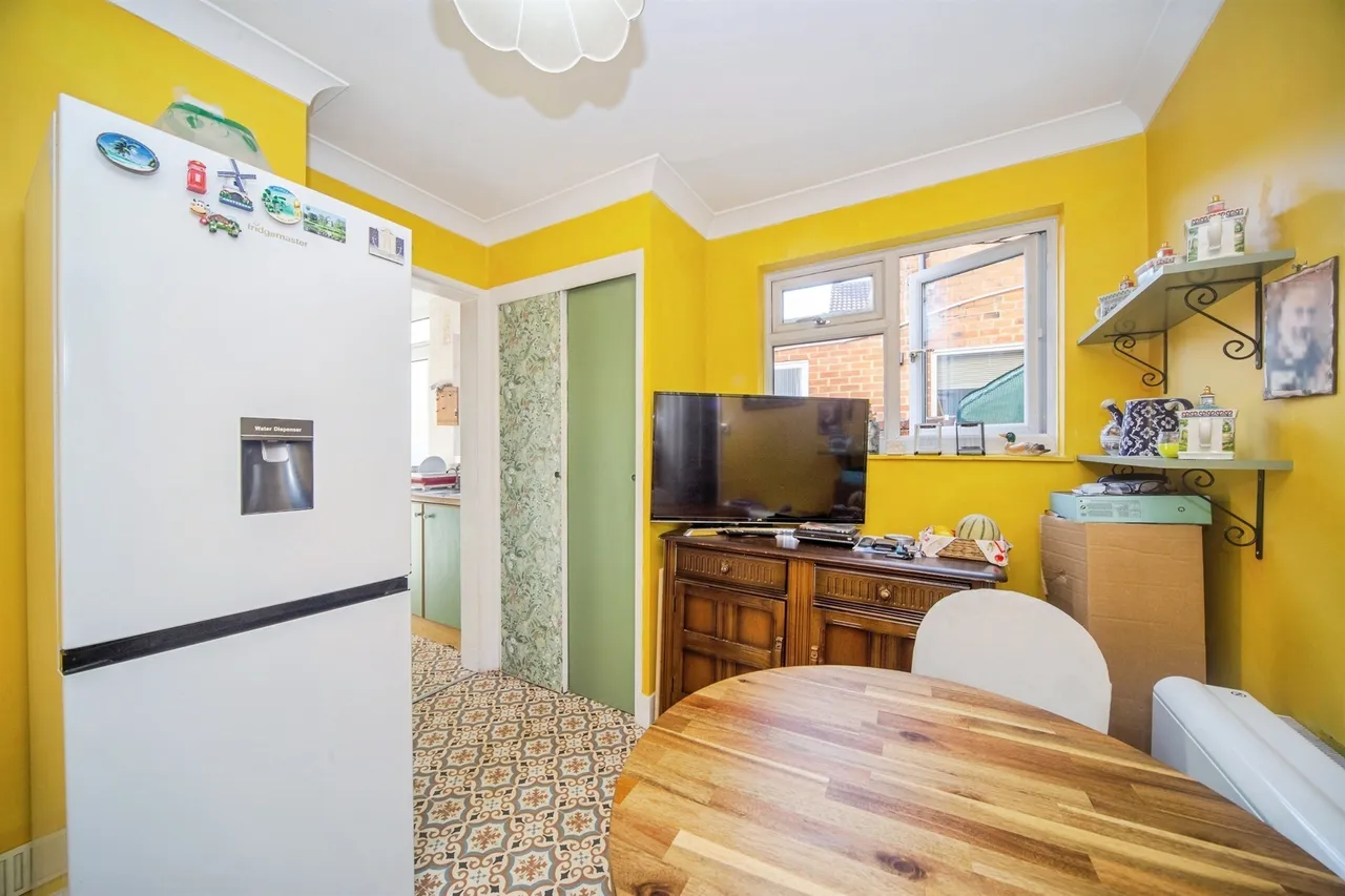 Winchester Road, SOUTHAMPTON, photo 5