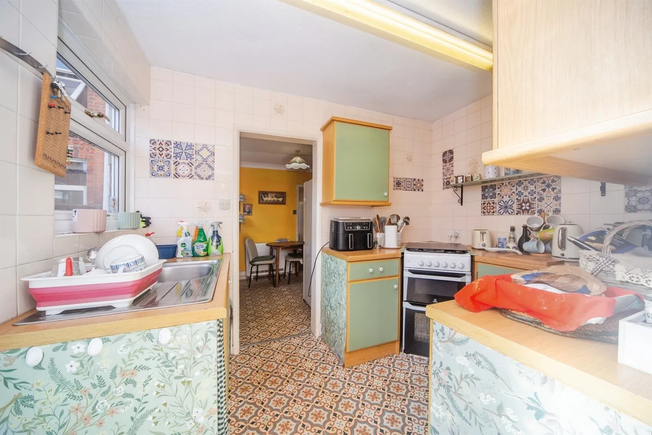 Winchester Road, SOUTHAMPTON, photo 8