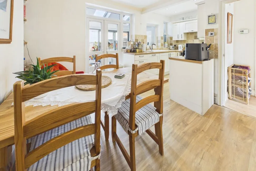 Teignmouth Road, Clevedon, BS21, photo 12