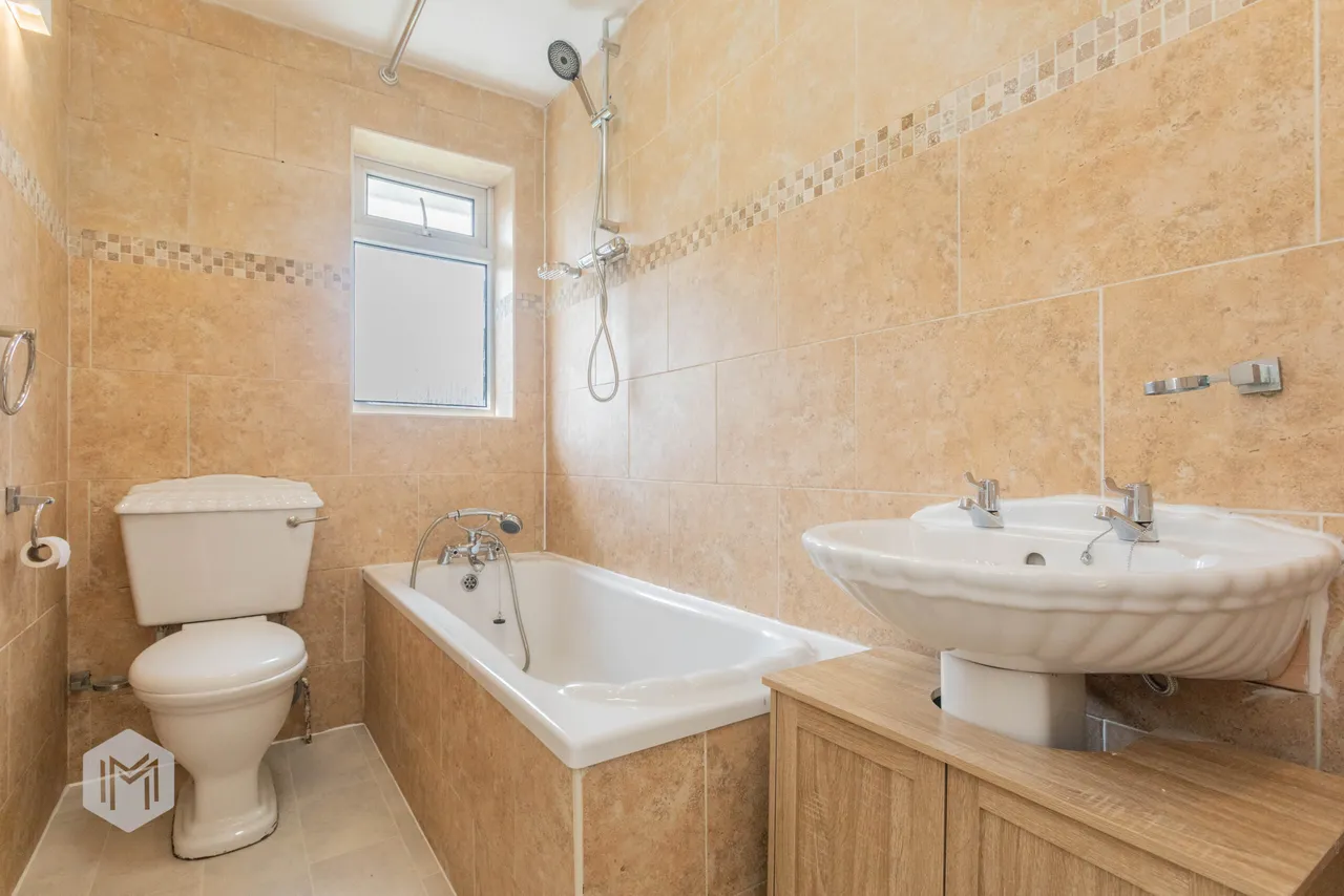 New Drake Green, Westhoughton, Bolton, BL5 2RF, photo 3