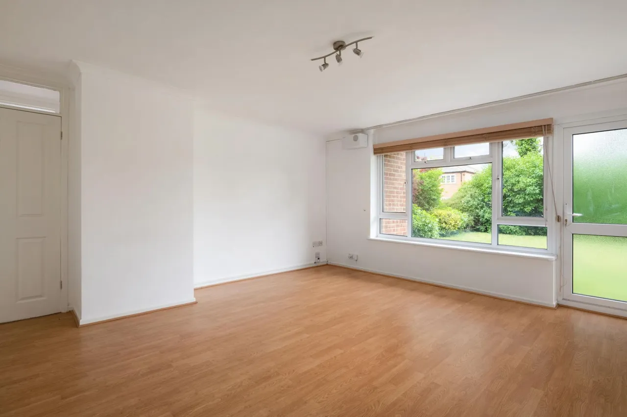 Boundary Road, Newbury, RG14, photo 4