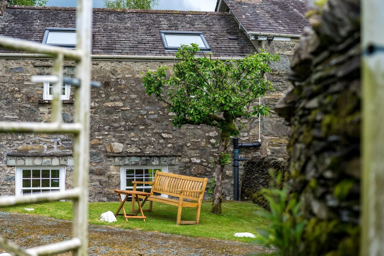 Pool Garth, Cartmel Fell, LA11, photo 34