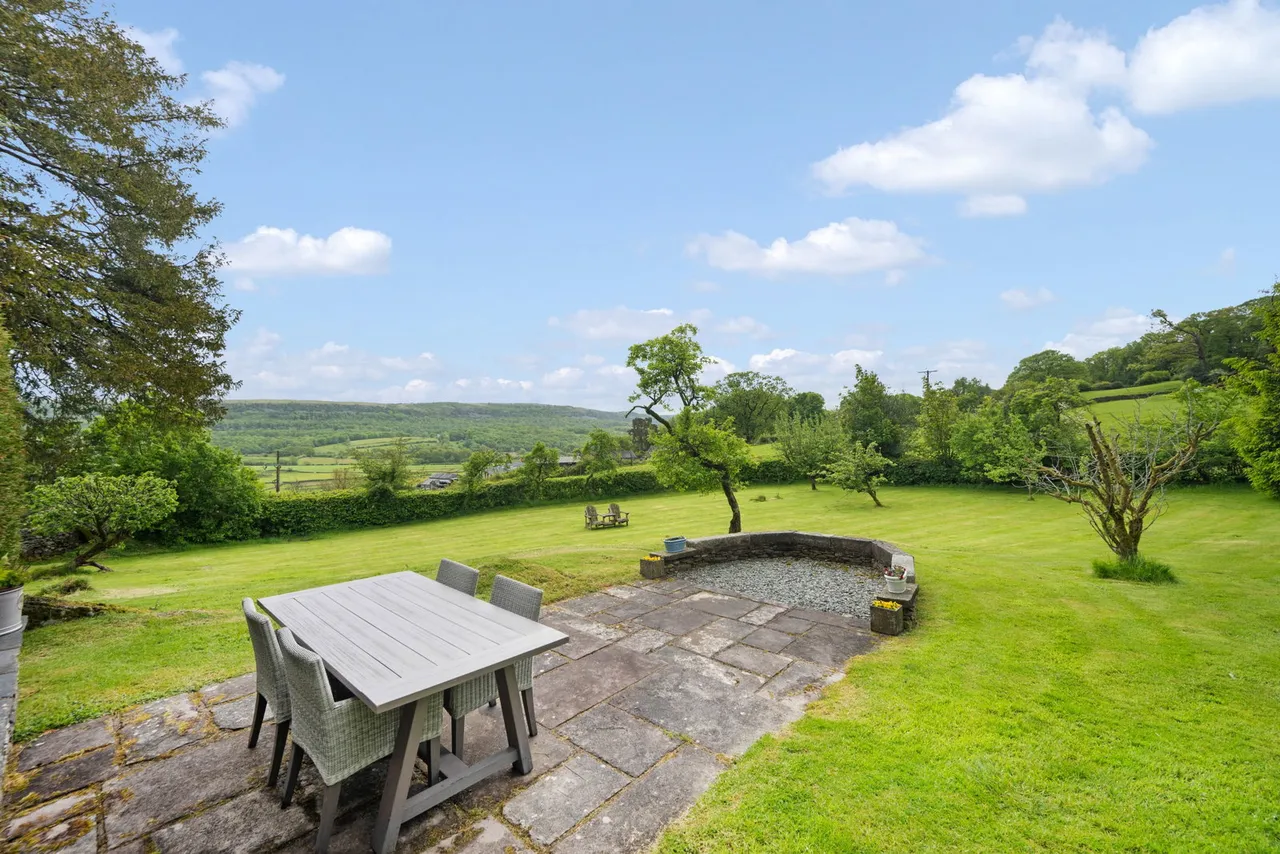 Pool Garth, Cartmel Fell, LA11, photo 37