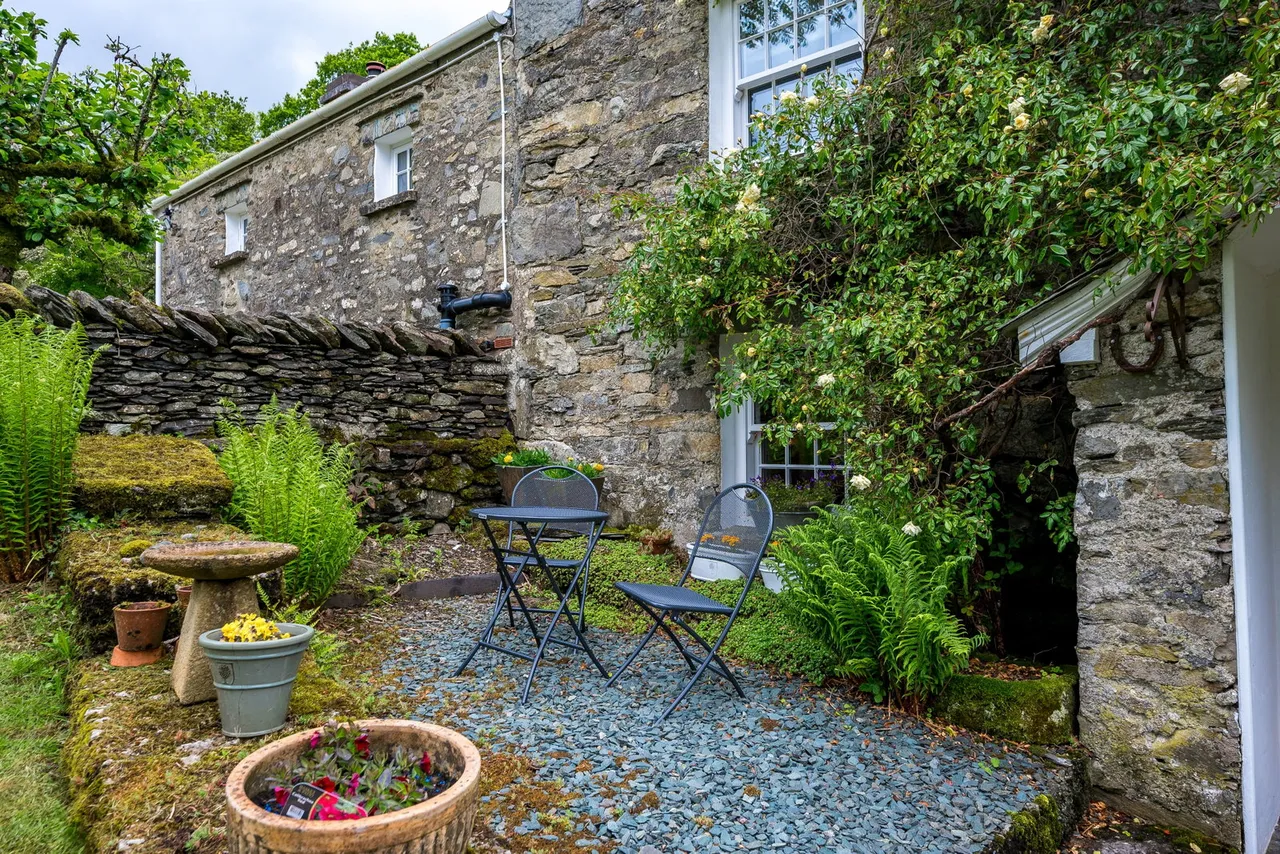 Pool Garth, Cartmel Fell, LA11, photo 36