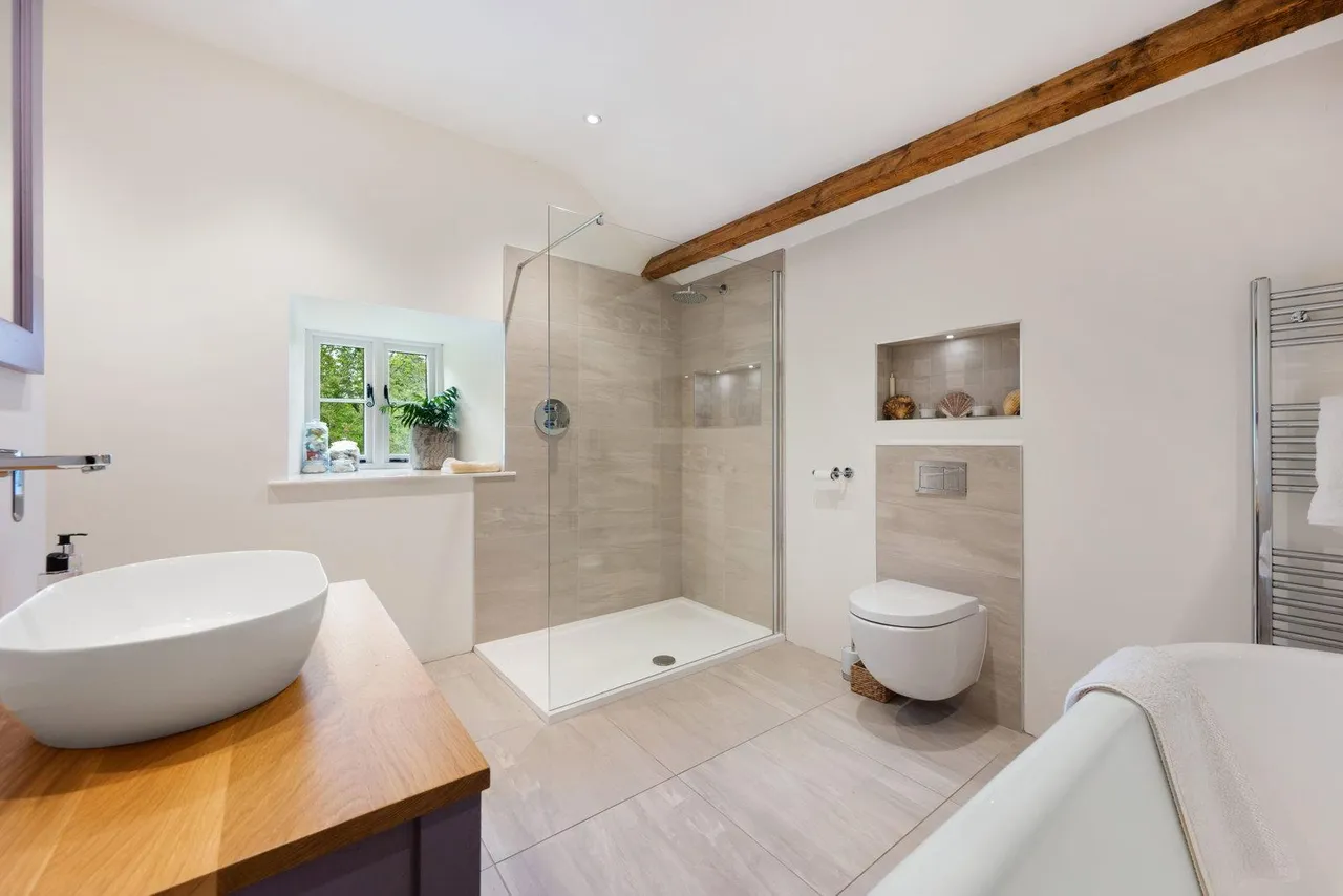 Pool Garth, Cartmel Fell, LA11, photo 27