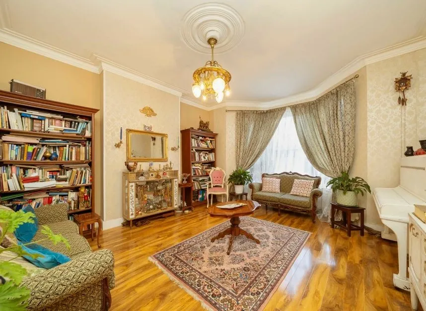 Long Lane, Finchley, N3, photo 2
