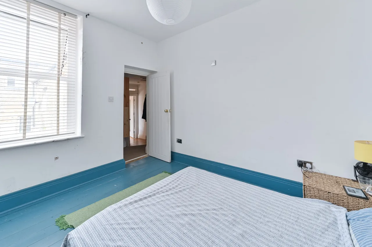 Flat 4, 166 Rye Lane, London, photo 8