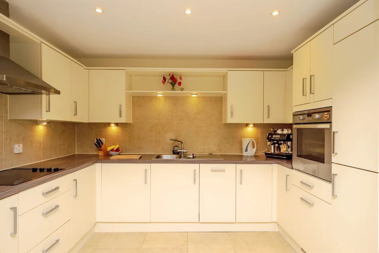 Chestnut Road, Charlton Down, Dorchester, photo 3