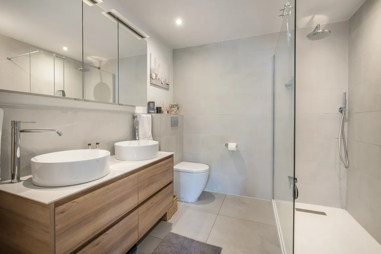 Carlton Drive, London, SW15, photo 11