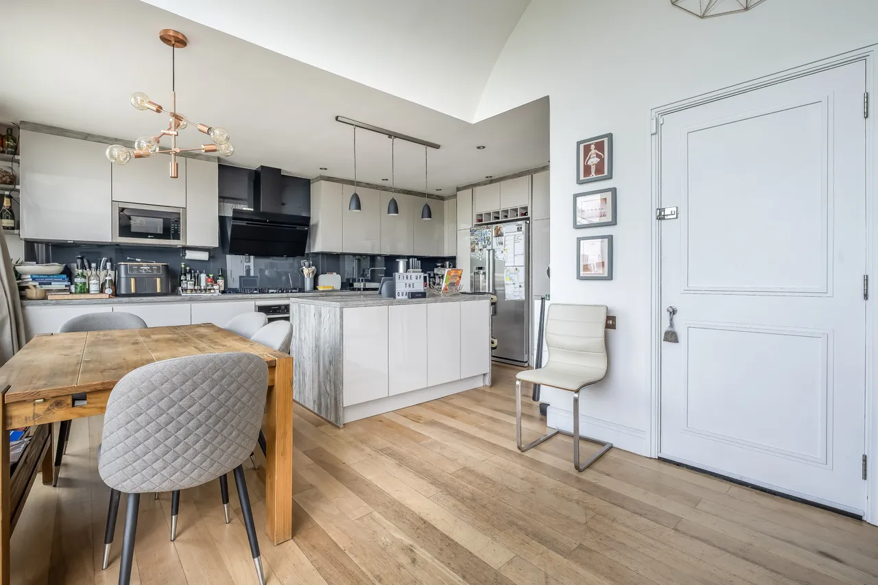 Carlton Drive, London, SW15, photo 6