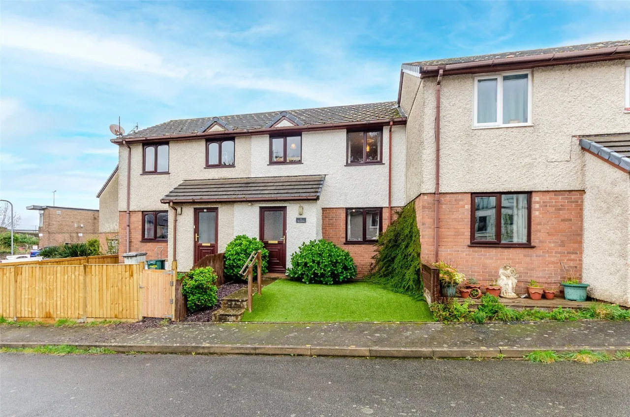 3 bed house for sale, Llys Sambrook, Penmaenmawr, LL34