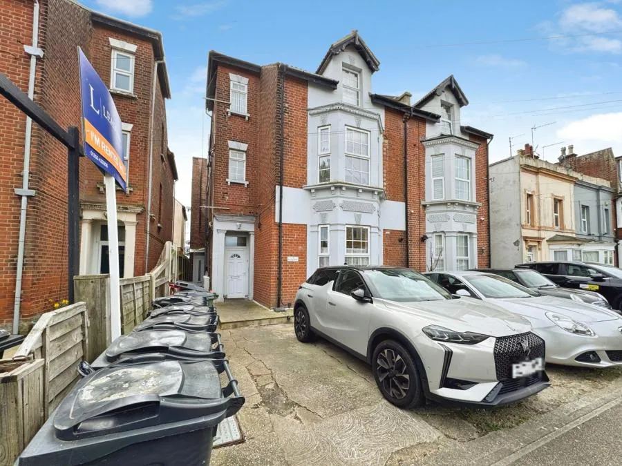 Church Road, Clacton-on-Sea, CO15, photo 9