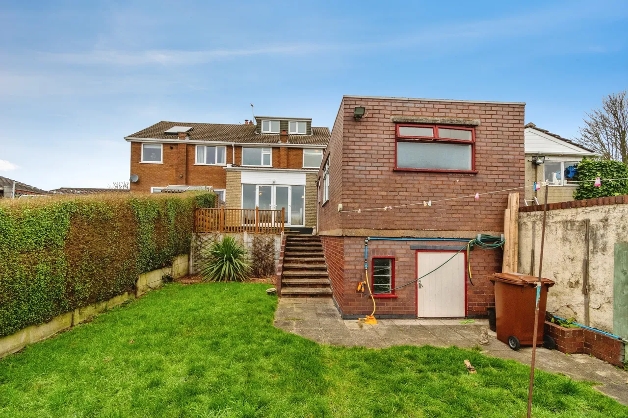 Reservoir Road, Cannock, photo 4