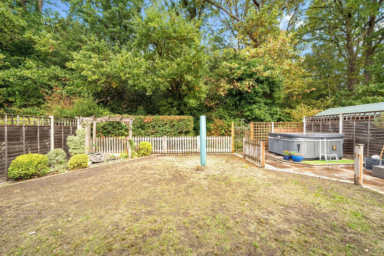 George Road, Fleet, GU51, photo 8