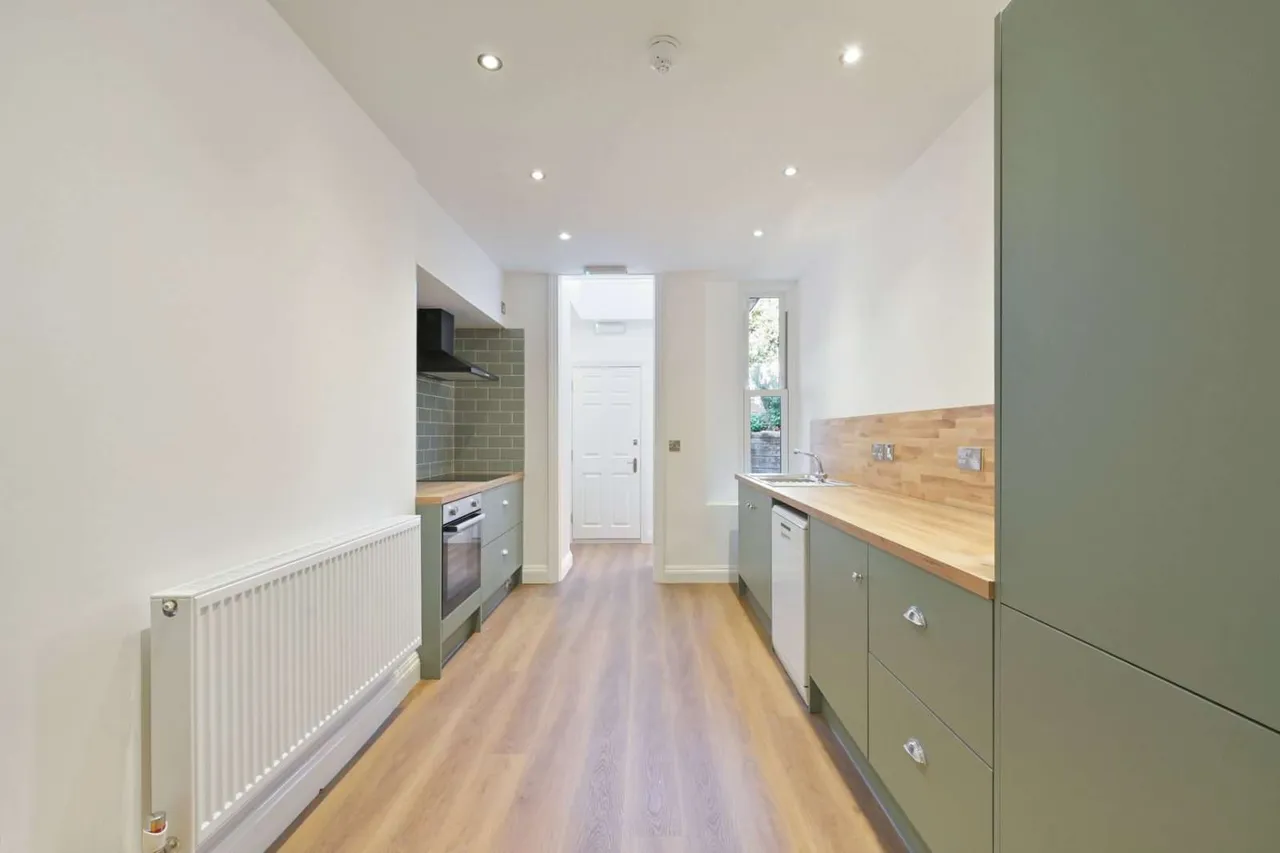 Whatley Road, Bristol, BS8, photo 3