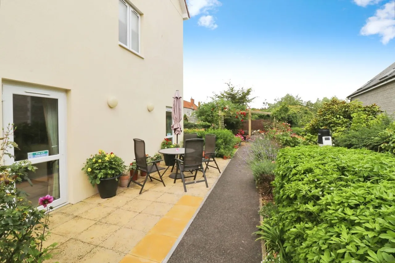 Somerton Road, Street, BA16, photo 20