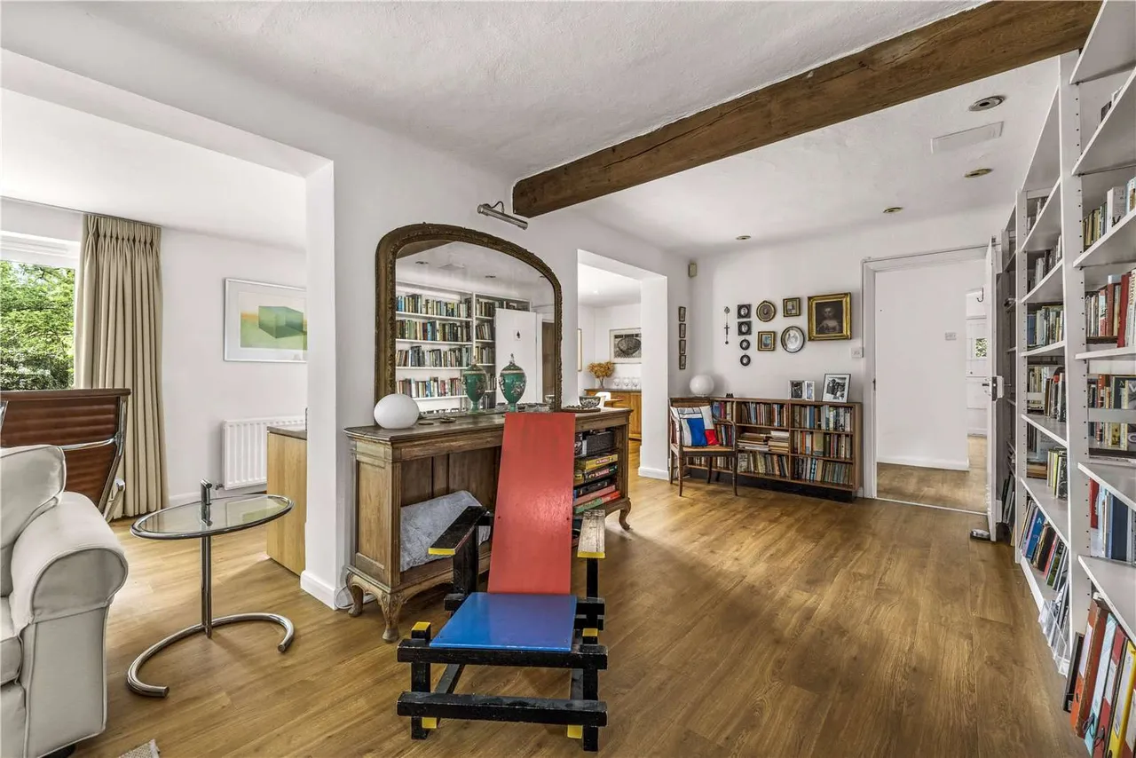 Sutton Place, Abinger Hammer, Surrey, RH5 6RN, photo 10