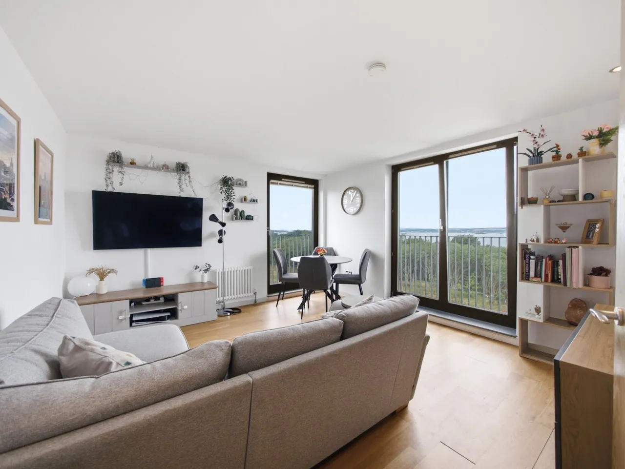 3 bed flat for sale, Saltire Street, Granton, EH5