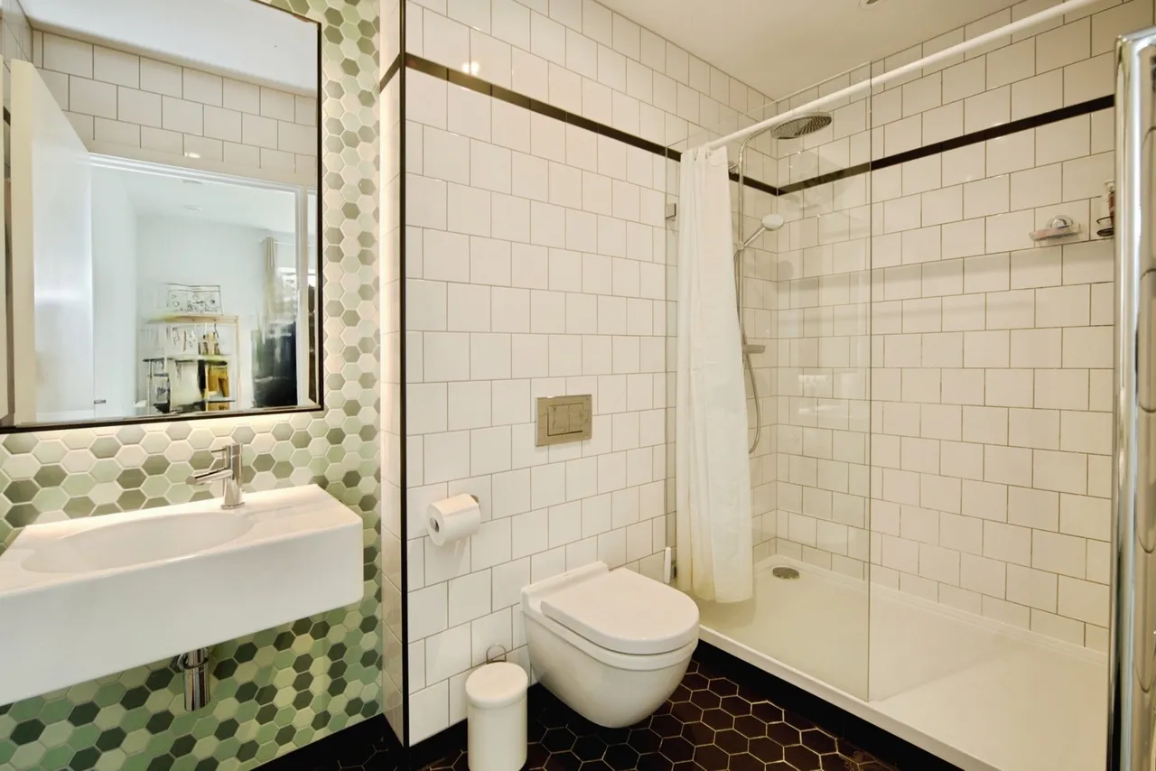 Botanic Square, LONDON, London, E14, photo 6