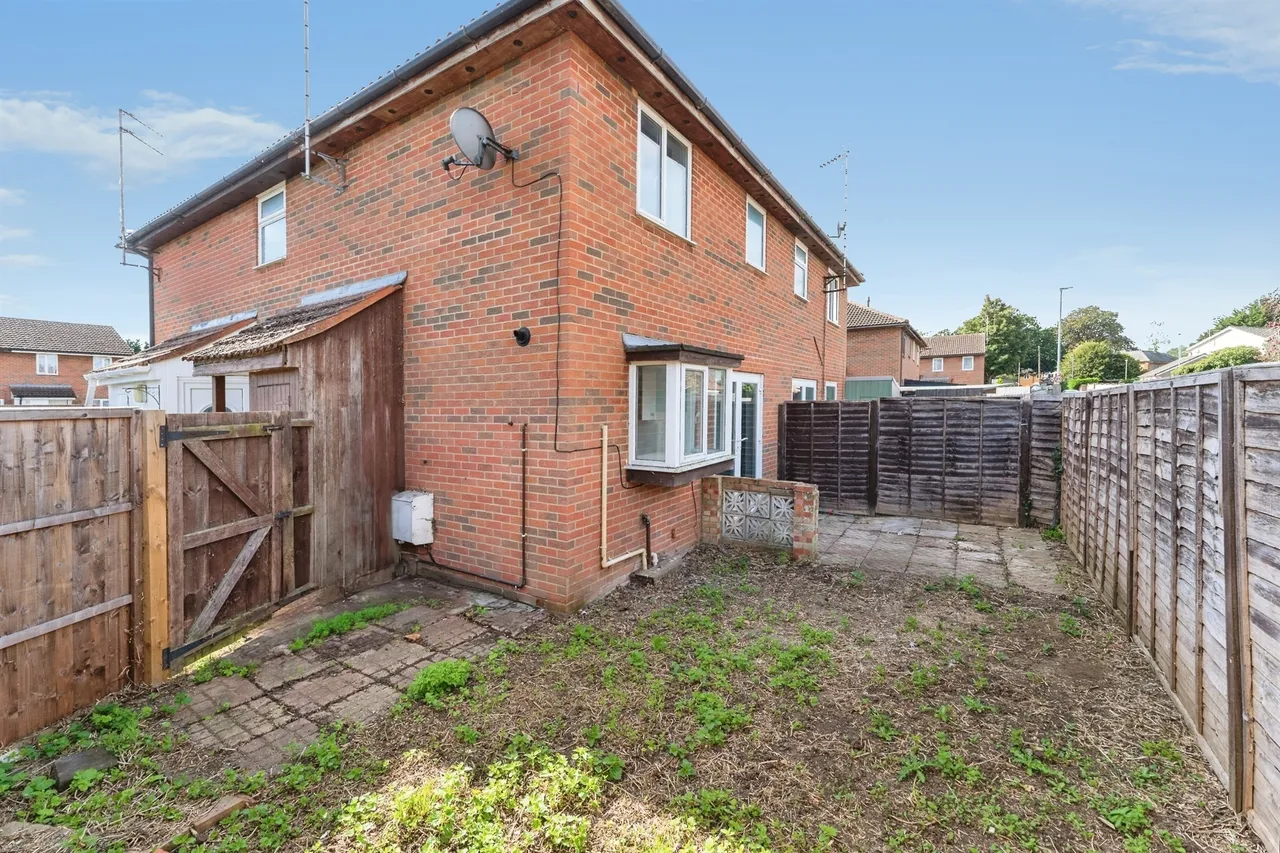 Wyatt Close, Huntingdon, PE26, photo 7