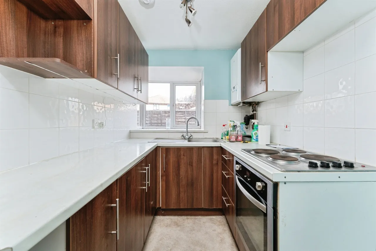 Wyatt Close, Huntingdon, PE26, photo 5