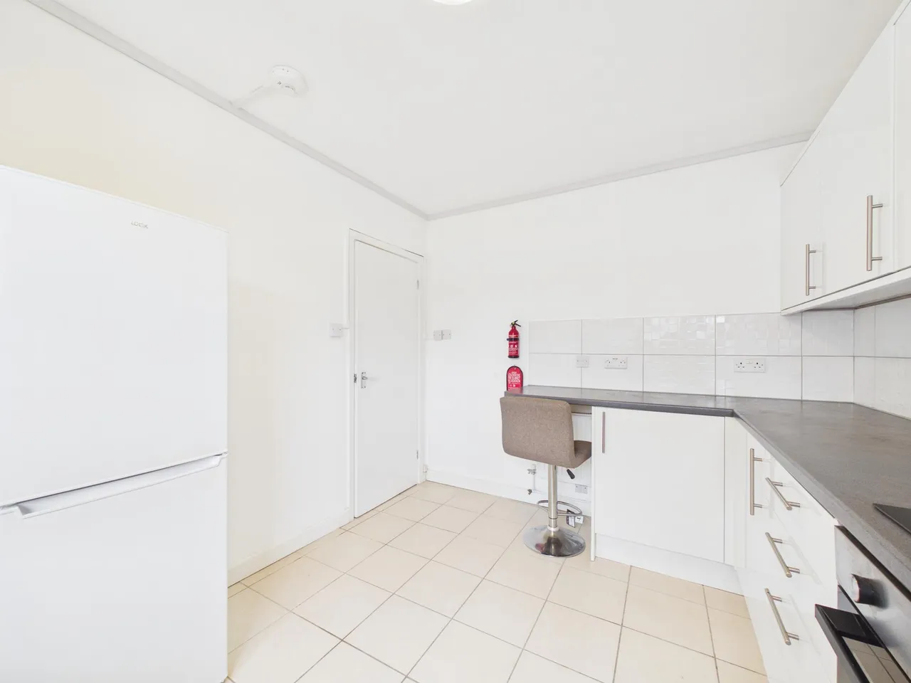 Heol Lewis, Rhiwbina, CF14, photo 5