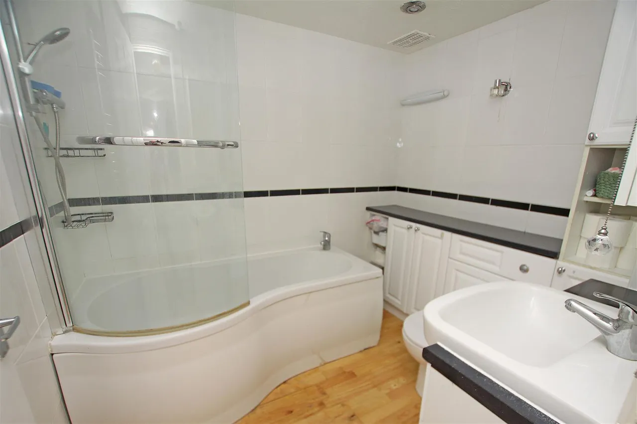 Dean Park Road, Bournemouth, photo 10