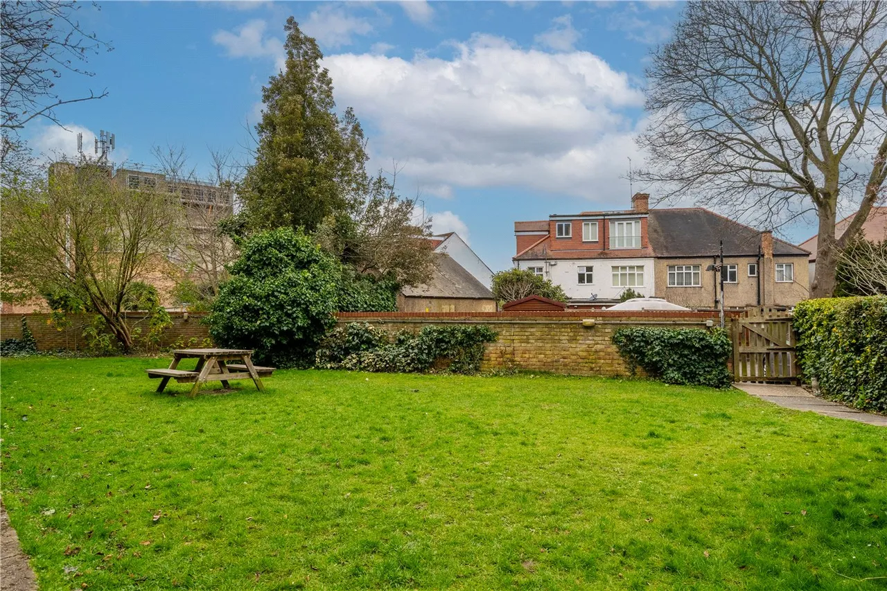 Streatham Hill, London, SW2, photo 9