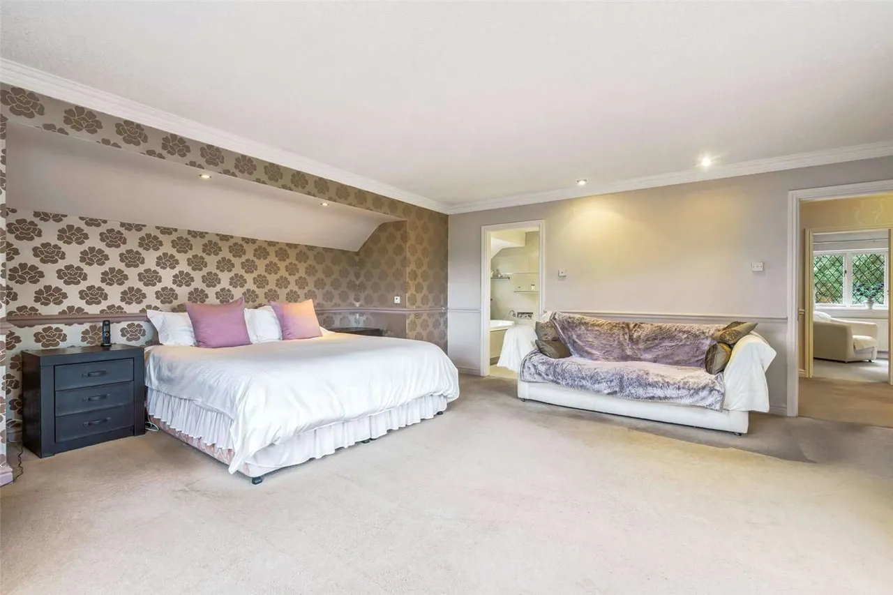 Chester Road, Sutton Weaver, WA7, photo 7