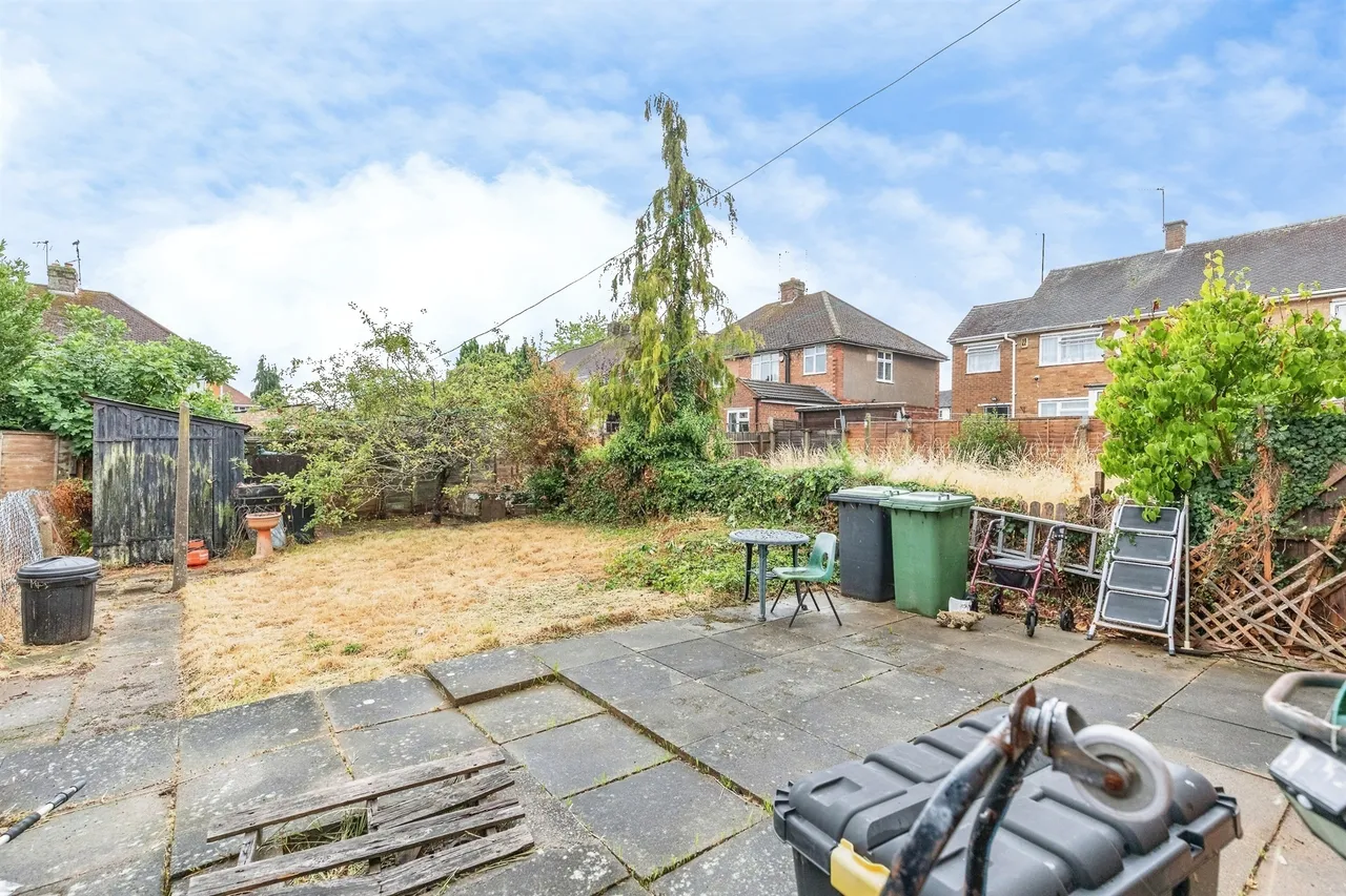 Haynes Road, Kettering, photo 12