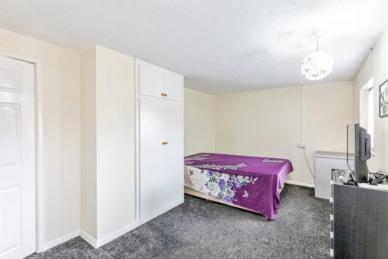 Haynes Road, Kettering, photo 10
